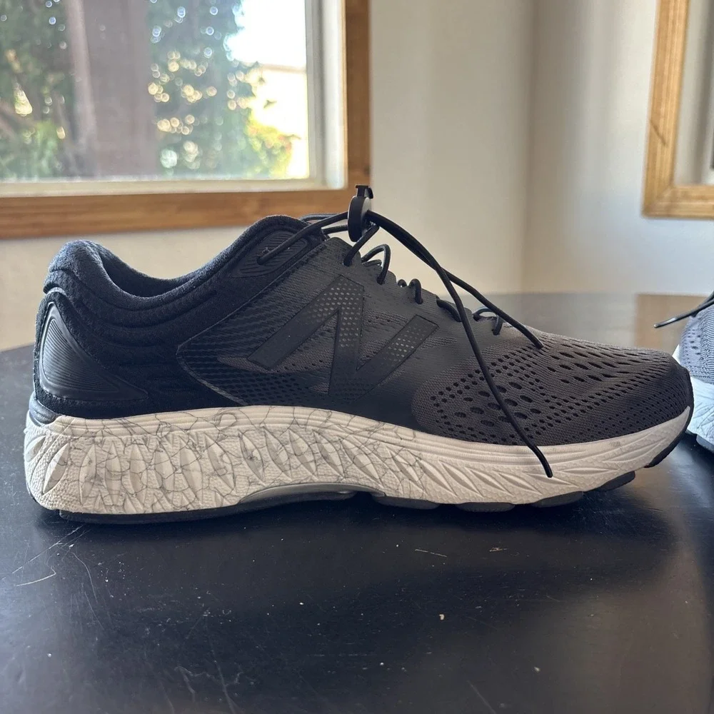 New Balance 940v4 Running Shoes Womens 10.5 Black Gray Stability Sneakers